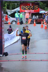 BIB: 0422, 5445
                            <button type="button" onclick="openModal(5743246)" class="btn btn-primary btn-sm float-right btn-popup" data-toggle="modal" data-target=".modal-high-quality">
                        <i class="fas fa-shopping-cart"></i> Add to Cart
                    </button>
                                            <button type="button" onclick="isThisMe(5743246, true)" class="btn btn-success btn-sm float-right btn-popup btn-isme hidden" data-toggle="tooltip" data-placement="bottom" title="นี่คือรูปของคุณใช่ไหม คลิกที่นี่เพื่อเอาเข้าอัลบั้ม">
                        <i class="fas fa-plus"></i> Add to album
                    </button>
                    <button type="button" onclick="isThisMe(5743246, false)" class="btn btn-warning btn-sm float-right btn-popup btn-isnotme hidden">
                        <i class="fas fa-ban"></i> Remove from album
                    </button>